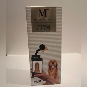 Dog treat clip for phone